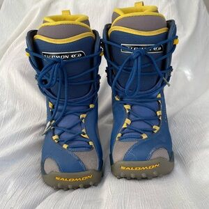 Salomon Snow Board Boots in Blue and Yellow